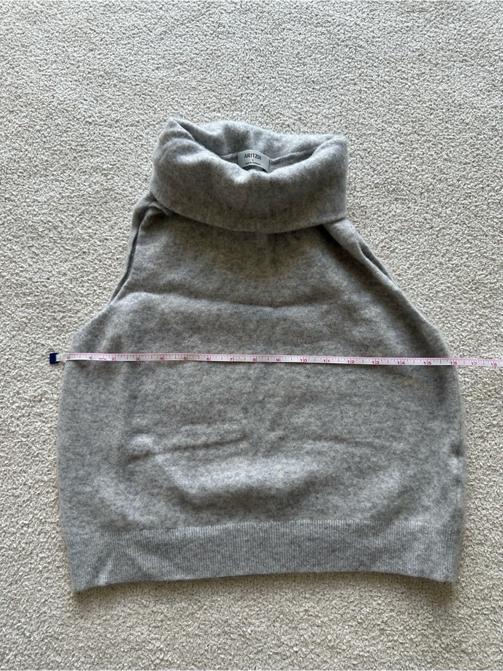 Aritzia Luxe Cashmere Tanning Sweater Vest - Picture 3 of 4